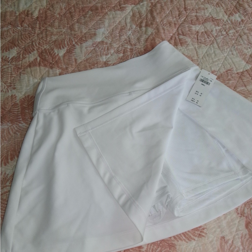 Abercrombie & Fitch White Skirt